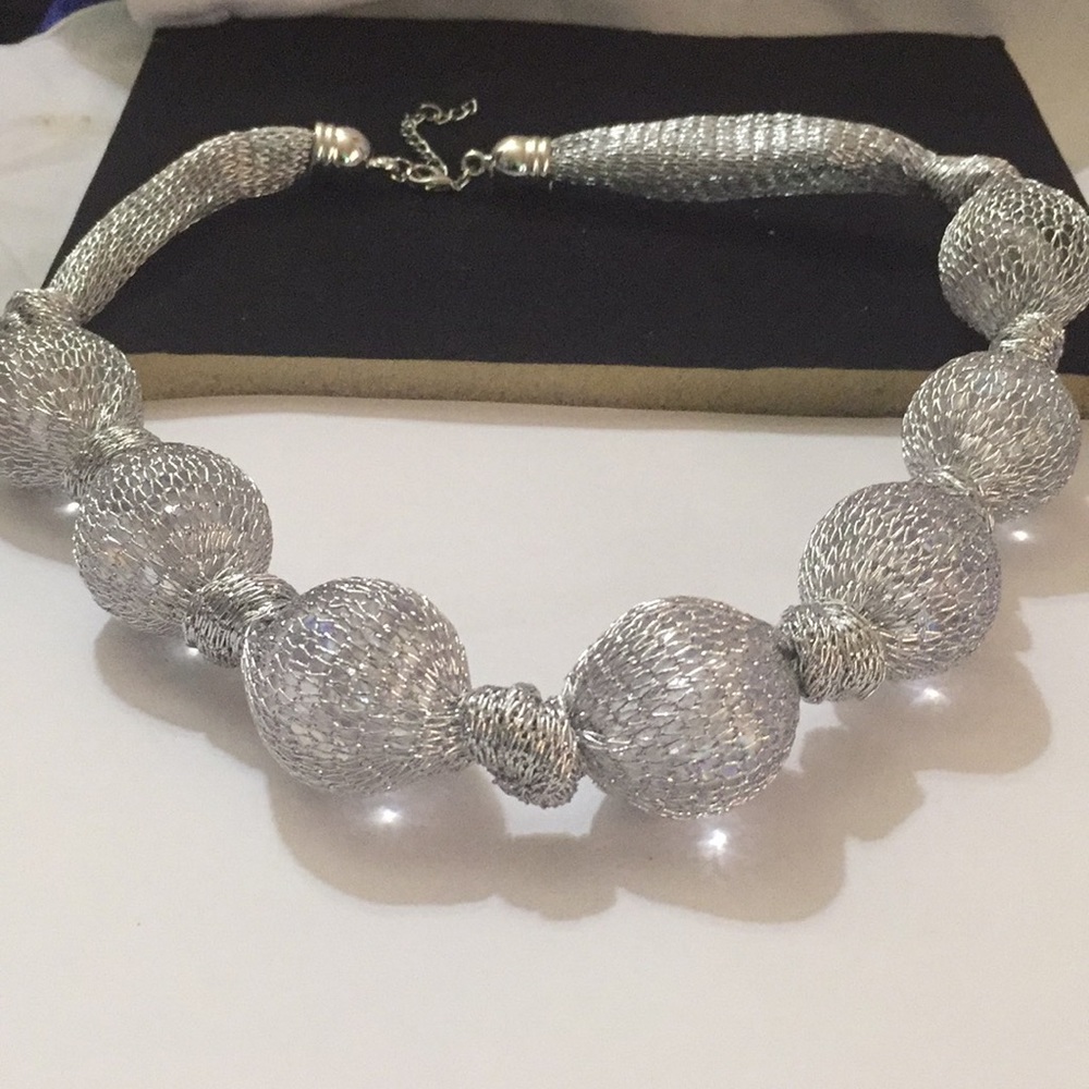 Silver ball made with nice nets cotton - Picture 4 of 8